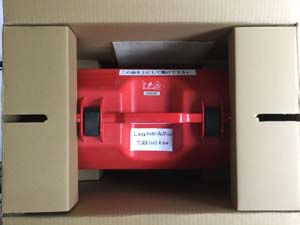 ライカ(Leica)トータルステーション 元箱