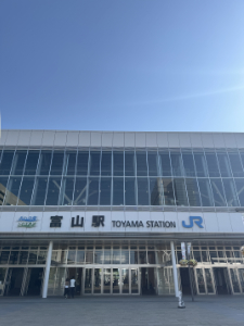 富山駅